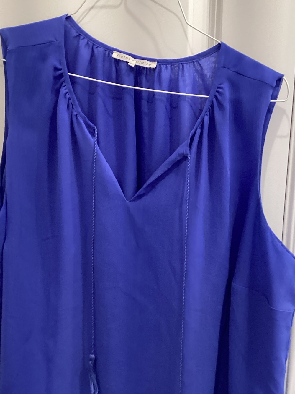 Violet & Claire Sleeveless V-Neck Camisole in Cobalt Blue